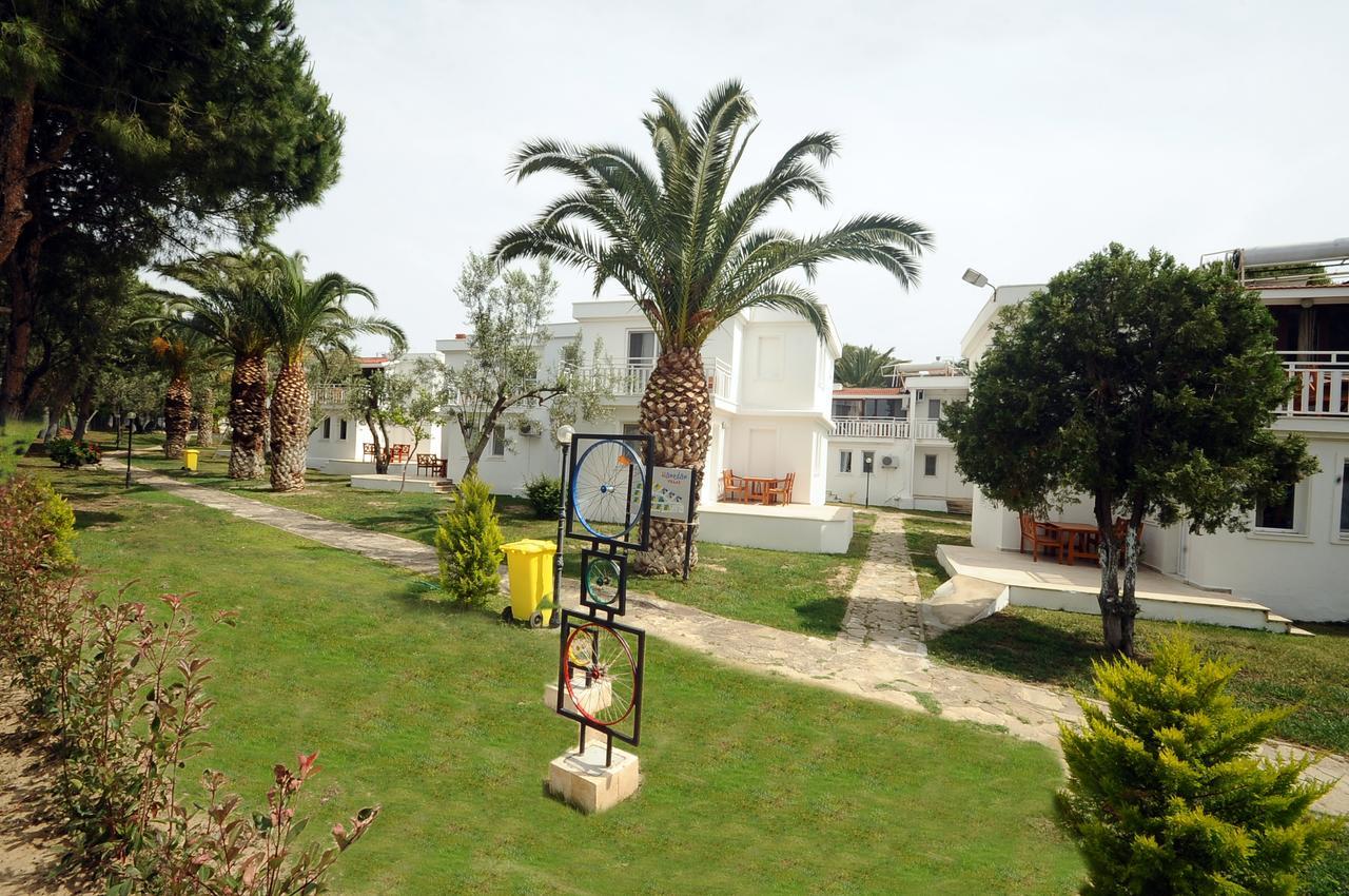 فوكا Hanedan Flora Apart Hotel المظهر الخارجي الصورة