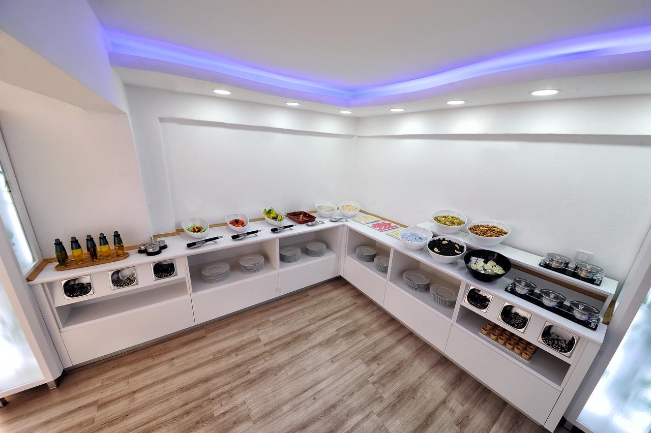 فوكا Hanedan Flora Apart Hotel المظهر الخارجي الصورة