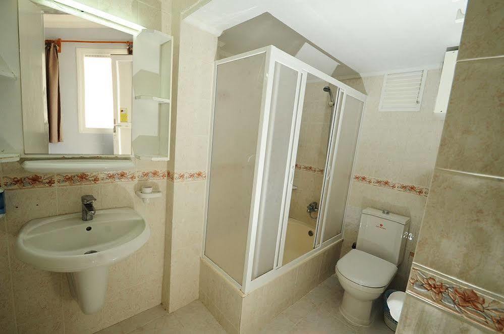 فوكا Hanedan Flora Apart Hotel المظهر الخارجي الصورة